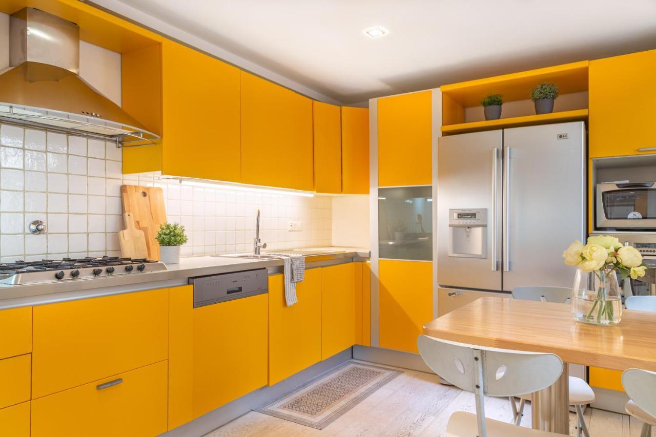 Apartamento de 80 m² en Trieste Centro Ciudad, con 3 habitación Exterior foto